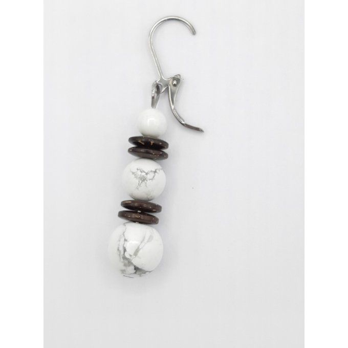 Boucles d'oreilles en howlite blanche ,noix de coco et acier inoxydable