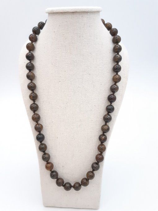 Collier en bronzite