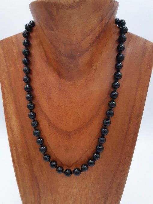 Collier en perles de  tourmaline noire