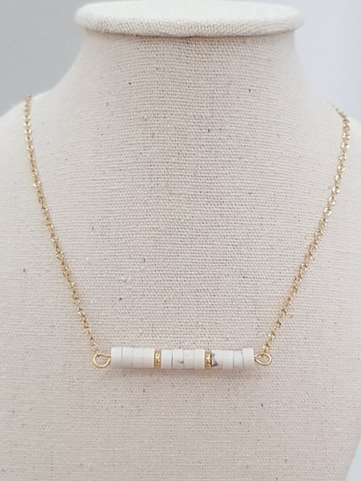 Collier en howlite et acier inoxydable doré