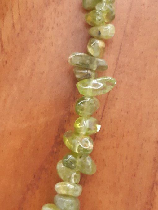 Collier en peridot