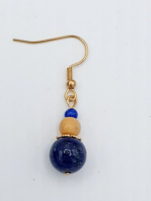 Boucles d'oreilles en lapis-lazuli ,bois clair et acier doré 
