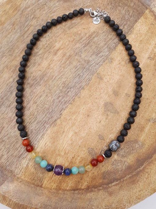 Collier en pierres de lave , 7 chakras , bouddha et acier inoxydable argenté ou doré