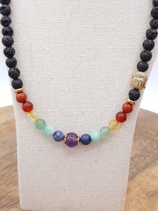 Collier en pierres de lave , 7 chakras , bouddha et acier inoxydable argenté ou doré