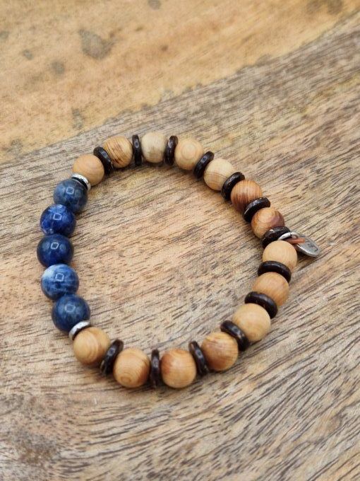 Bracelet en sodalite, bois de santal et noix de coco 