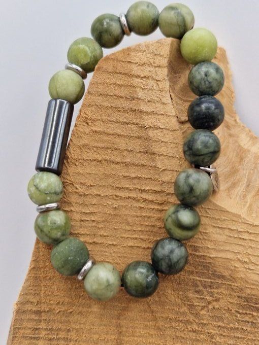 Bracelet en hématite et jade mat de Thaïlande