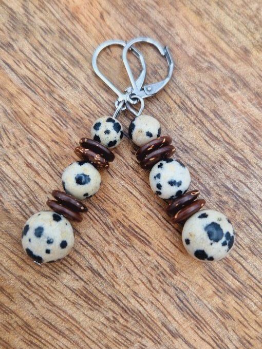 Boucles d'oreilles en jaspe dalmatien, noix de coco et acier inoxydable