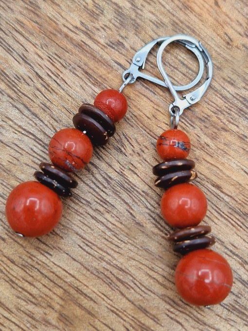 Boucles d'oreilles en jaspe rouge ,noix de coco et acier inoxydable