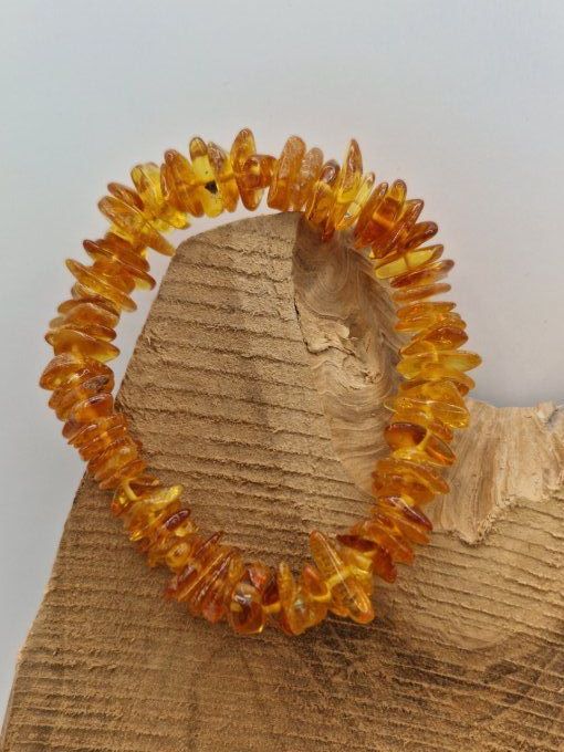 Bracelet en ambre doré